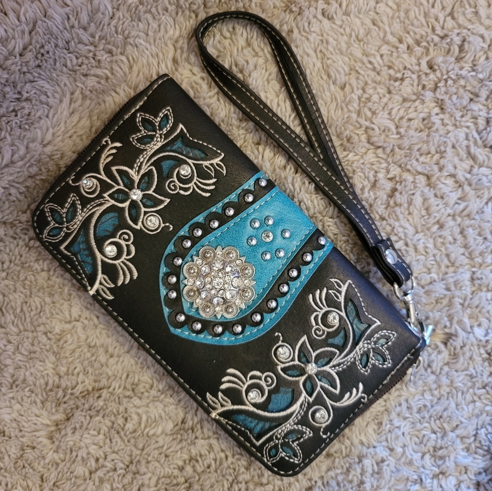 Black and Teal Embroidered Wristlet